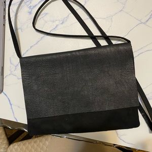 Black shoulder purse h&m